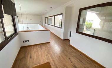 Hermosa Propiedad en Venta en Fincas de Iraola 2-