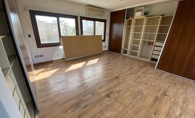 Hermosa Propiedad en Venta en Fincas de Iraola 2-