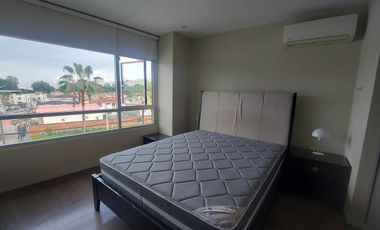 Alquiler departamento amoblado en Parque Empresarial Colón