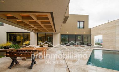 EXCLUSIVA RESIDENCIA DE LUJO  EN VENTA, SAN PEDRO