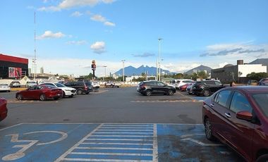 LOCAL EN VENTA EN PLANTA BAJA EN SAN PEDRO