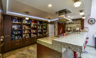 CASA EN VENTA EN EL PEDREGAL