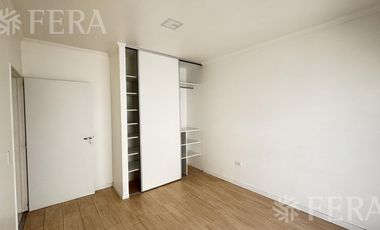 Alquiler PH de 3 ambientes con patio en Wilde