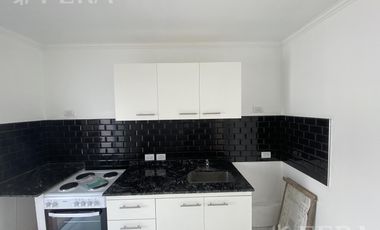 Alquiler PH de 3 ambientes con patio en Wilde