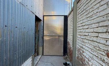 Alquiler Galpón y Oficina. San Martin al 2700. Neuquen