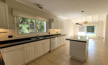 Casa en alquiler anual en La Lomada De Pilar