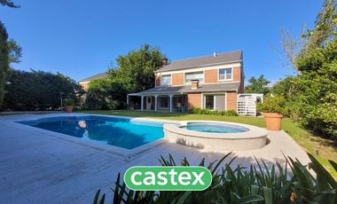 Casa en alquiler anual en La Lomada De Pilar