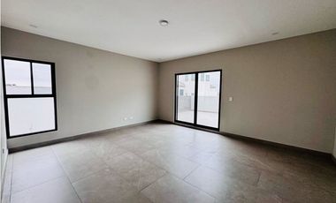 Casa Nueva en Venta en Cumbres Élite Premier, Equipada Garcia