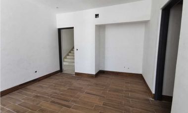Casa Nueva en Venta en Cumbres Élite Premier, Equipada Garcia