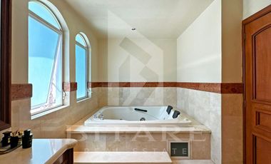 RESIDENCIA EN RENTA EN PUERTA DE HIERRO