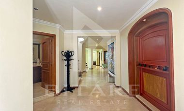 RESIDENCIA EN RENTA EN PUERTA DE HIERRO