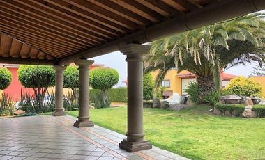 VENTA CASA EN SAN NICOLÁS TOTOLAPAN