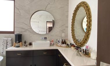 RENTA CASA EN CONDOMINIO CALLE CERRADA EN LAS ÁGUILAS