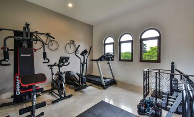 VENTA CASA EN JARDINES DEL PEDREGAL