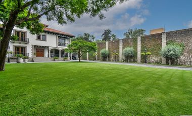 VENTA CASA EN JARDINES DEL PEDREGAL