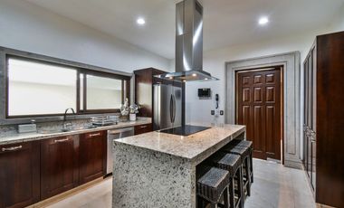VENTA CASA EN JARDINES DEL PEDREGAL