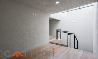 VENTA CASA EN SAN JERÓNIMO (LOMAS QUEBRADAS)