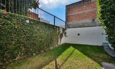 VENTA CASA EN LAS ÁGUILAS