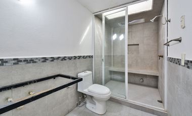 VENTA CASA EN LAS ÁGUILAS