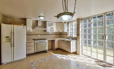 VENTA CASA EN LAS ÁGUILAS