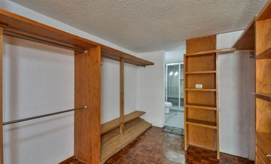 VENTA CASA EN LAS ÁGUILAS