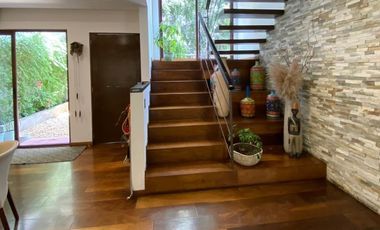 VENTA CASA EN CONDOMINIO CALLE CERRADA EN LAS ÁGUILAS