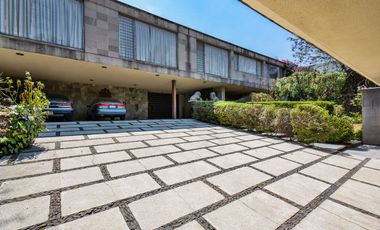 VENTA CASA EN JARDINES DEL PEDREGAL