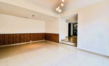 CASA EN VENTA EN SAN JERÓNIMO LÍDICE