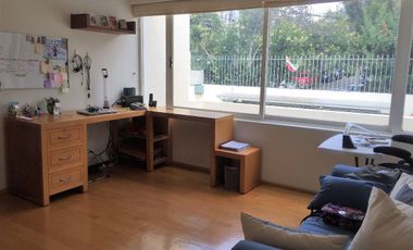 VENTA CASA EN LAS AGUILAS