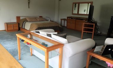 VENTA CASA EN LAS AGUILAS