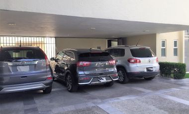VENTA CASA EN LAS AGUILAS