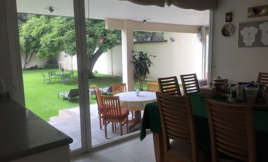 VENTA CASA EN LAS AGUILAS