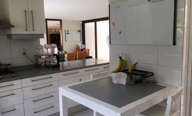 VENTA CASA EN LAS AGUILAS