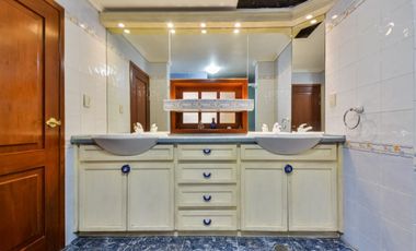 CASA EN VENTA EN OLIVAR DE LOS PADRES