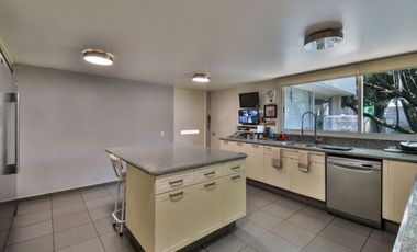 CASA EN VENTA EN JARDINES DEL PEDREGAL