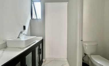 VENTA CASA CON USO DE SUELO HABITACIONAL Y DE OFICINA EN LA COLONIA DEL VALLE