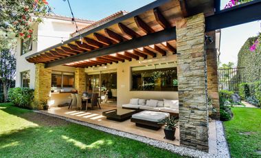 CASA EN VENTA EN HACIENDA SANTA FE