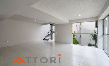 VENTA CASA EN SAN JERÓNIMO (LOMAS QUEBRADAS)