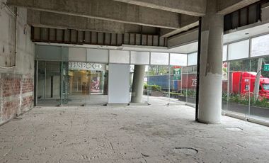 Excelente local comercial 155.70 M2 con vista a avenida principal