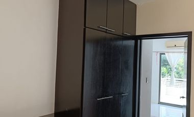 SE RENTA CASA CON ALBERCA CERCA DEL PUERTO