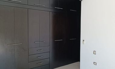 SE RENTA CASA CON ALBERCA CERCA DEL PUERTO