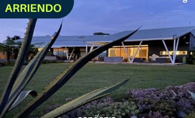 finca en arriendo en el Carmen de Viboral- Samaria