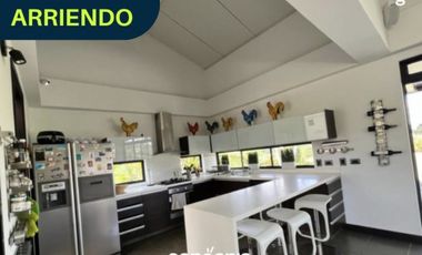 finca en arriendo en el Carmen de Viboral- Samaria