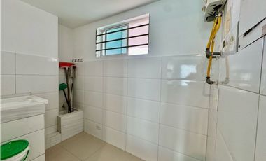 SE VENDE APARTAMENTO EN RODADERO SUR