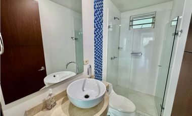 SE VENDE APARTAMENTO EN RODADERO SUR