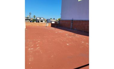 Venta de Locales comerciales en Rafael Castillo.Apto crédito.