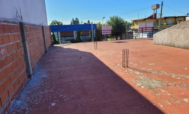 Venta de Locales comerciales en Rafael Castillo.Apto crédito.