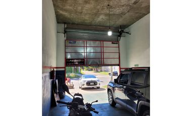 Venta de Locales comerciales en Rafael Castillo.Apto crédito.