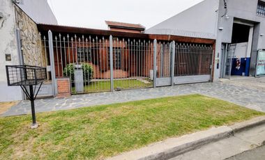 Casa en Venta 5 ambientes en Moron