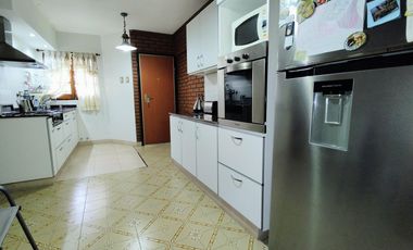 Casa en Venta 5 ambientes en Moron